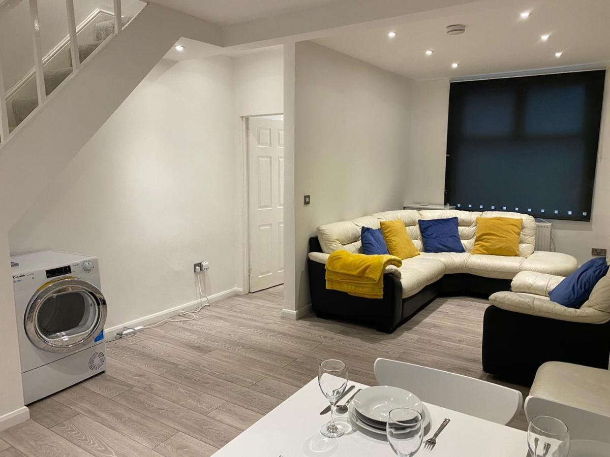Empire Liverpool Property- Waller Street เซาท์พอร์ต ภายนอก รูปภาพ